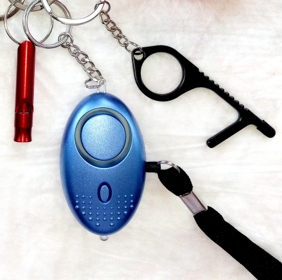 Self Defense Keychain - Picture 3 of 4